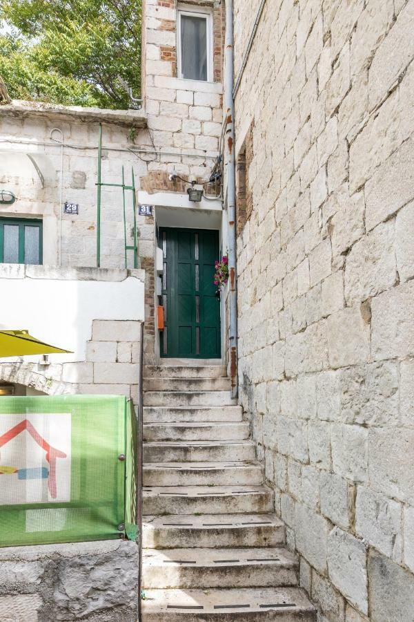 Studio Nana - By Golden Gate In Old Town Split Eksteriør billede